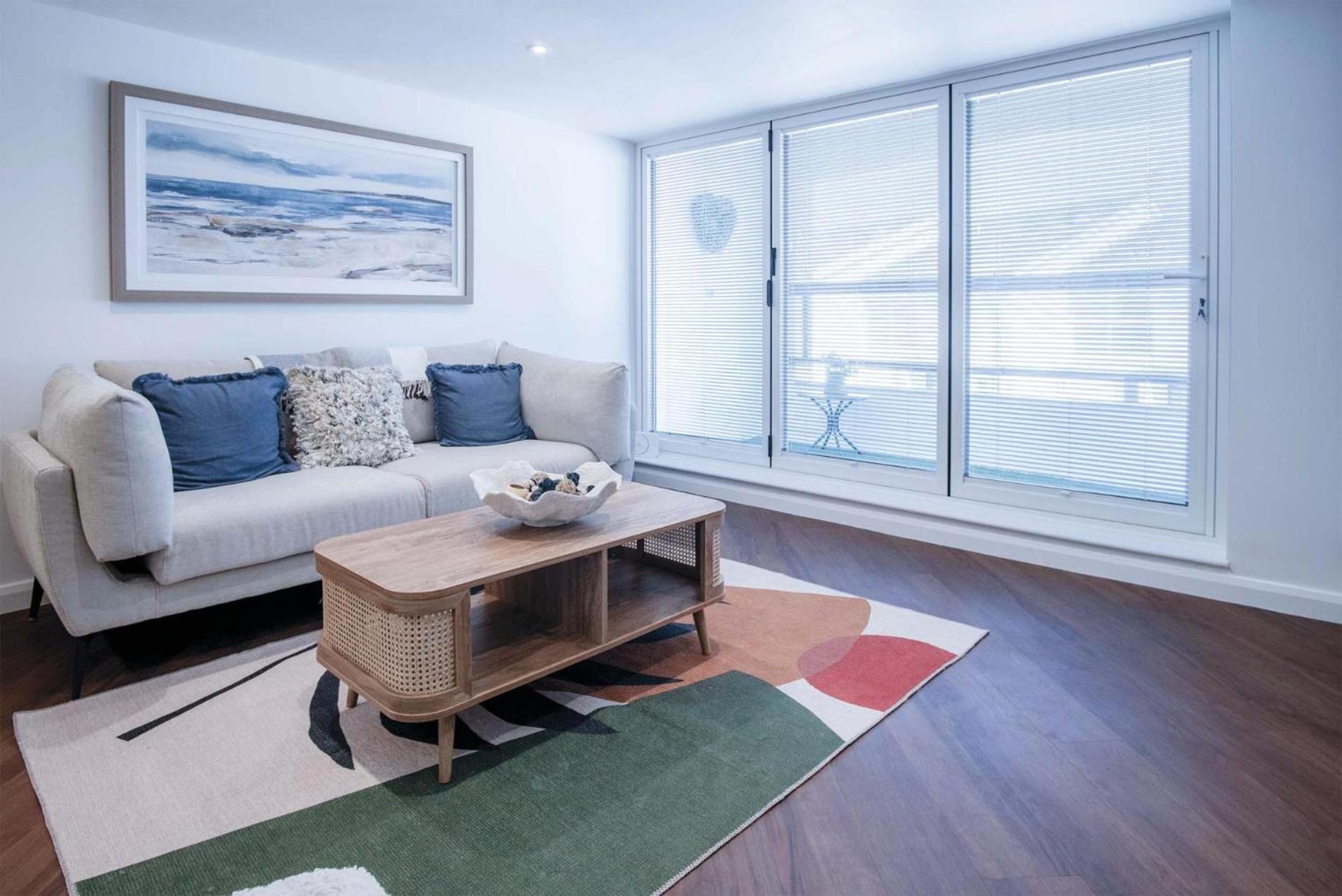 25 Captains Walk - 1 Bedroom Apartment - ซอนเดอร์สฟุต ภายนอก รูปภาพ